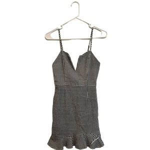 Black and white dress from Olive Scent. Size medium(small medium)